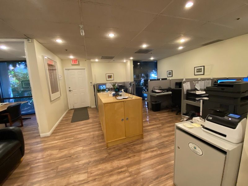Ground floor office. Wood floors, Great lay-out. Several uses.